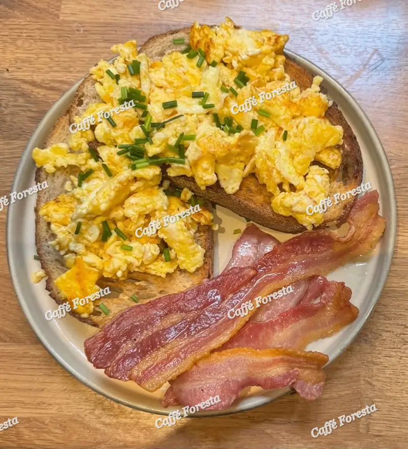 Scrambled Eggs With Extra Bacon